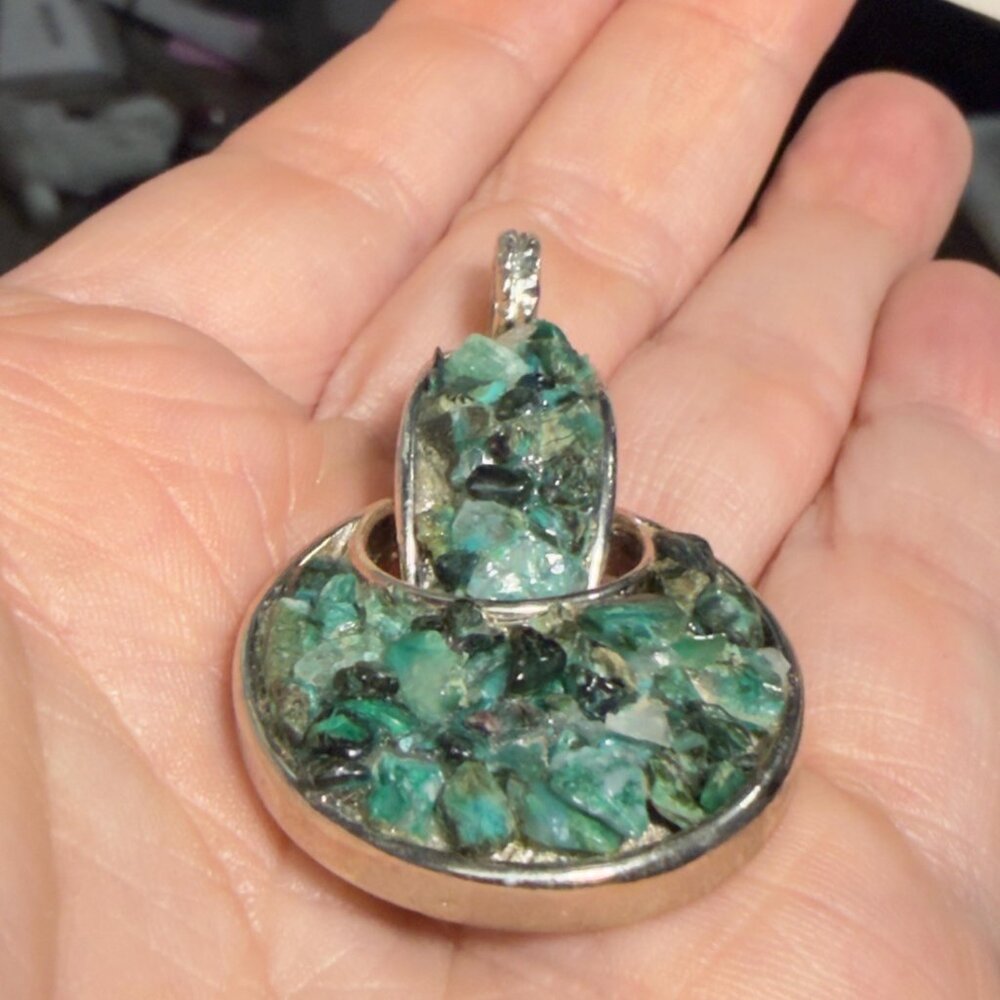 Malachite Chip  Articulated Pendant Green Stone Mosaic Silver Tone 2" - Picture 7 of 8